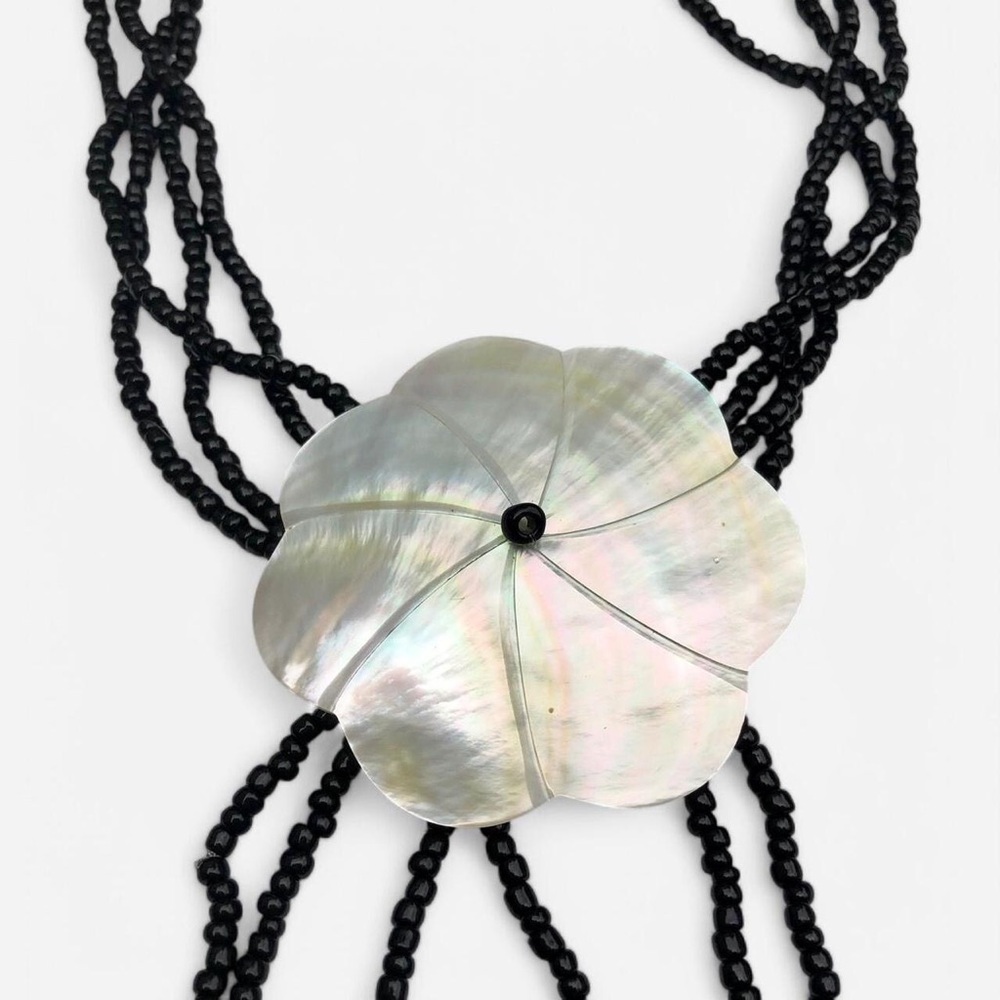 Black and Silver Beaded Pearl Necklace